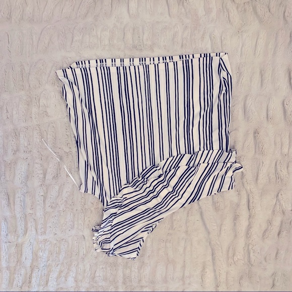 One shoulder top - Picture 3 of 5